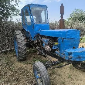 MTZ T-28 1990