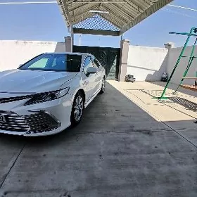 Toyota Camry 2022