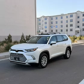 Toyota Grand Highlander 2023