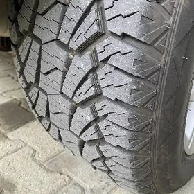 265  70  15