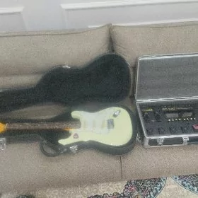 Gitara,boss GT- 100
