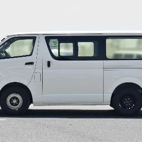 Toyota Hiace 2025