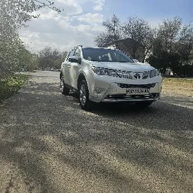 Toyota RAV4 2013