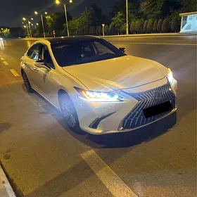 Lexus ES 350 2021