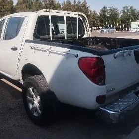 Mitsubishi L200 2009