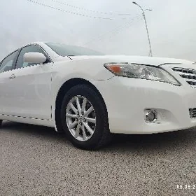Toyota Camry 2011