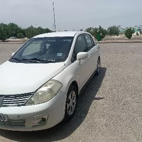 Nissan Versa 2010