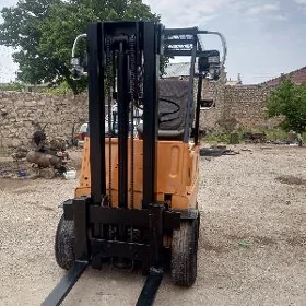 MTZ 80 2003