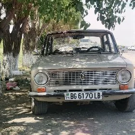 Lada 2111 1985