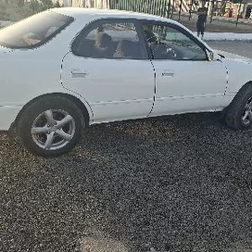 Toyota Camry 1990