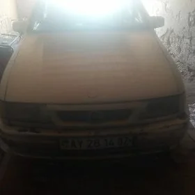 Opel Vectra 1989