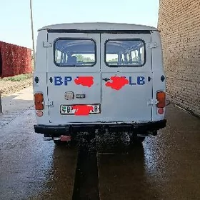 UAZ 2206 2000