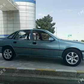 Opel Vectra 1990