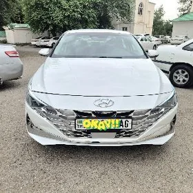 Hyundai Elantra 2021