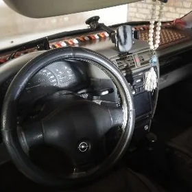 Opel Vectra 1990
