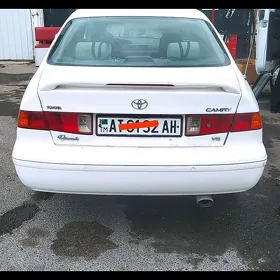 Toyota Camry 2000