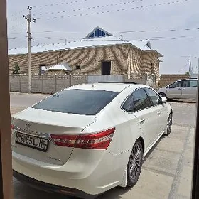 Toyota Avalon 2013