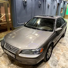 Toyota Camry 1999