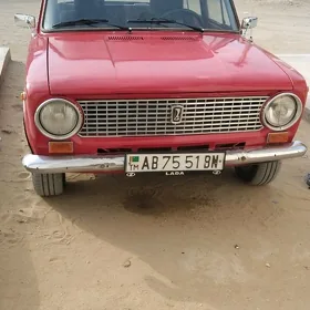 Lada 2104 1985