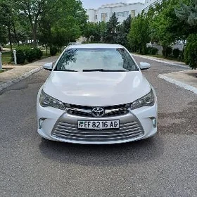 Toyota Camry 2015