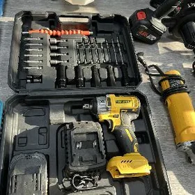 dewalt boltavyort 300n