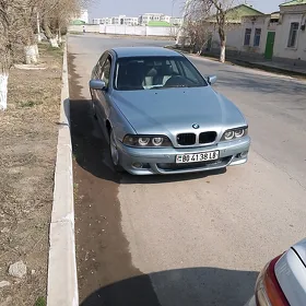 BMW E39 1998