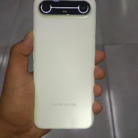Tecno spark slim