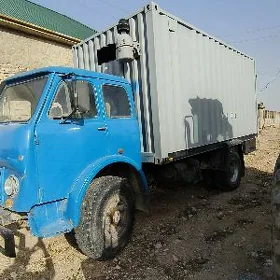 Maz Samosval 1982