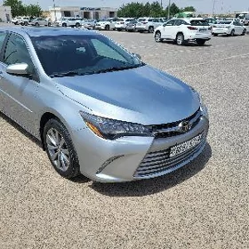 Toyota Camry 2016