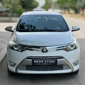 Toyota Yaris 2013