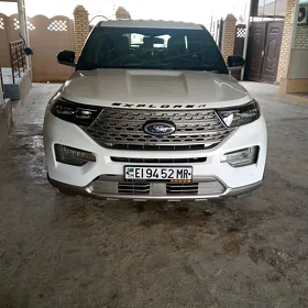 Ford Explorer 2021