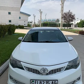 Toyota Camry 2013