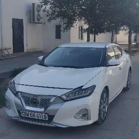 Nissan Maxima 2022