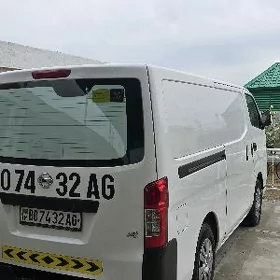 Nissan Urvan 2021