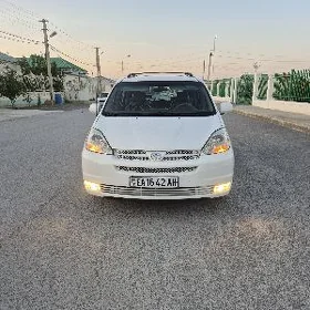 Toyota Sienna 2004