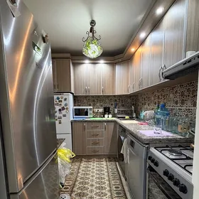 1 Мкр 1 этаж 4 ком
