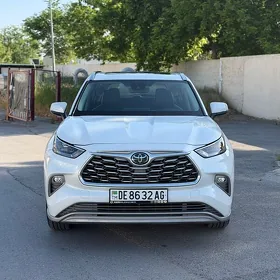Toyota Highlander 2020