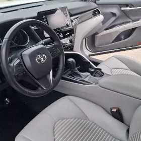 Toyota Camry 2022