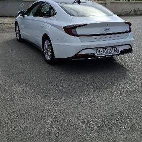 Hyundai Sonata 2022