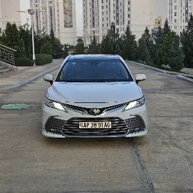 Toyota Camry 2018