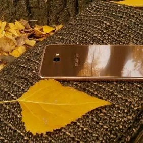 samsung j4+