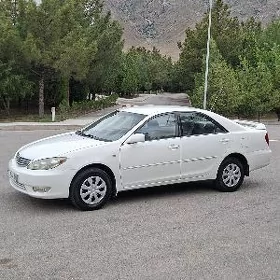 Toyota Camry 2004