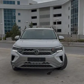 Volkswagen Taos 2022