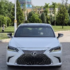 Lexus ES 350 2019