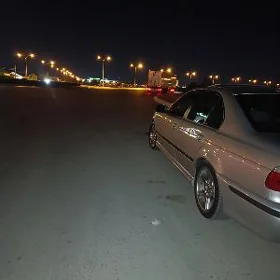 BMW 528 2000
