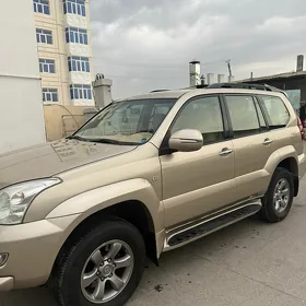 Toyota Land Cruiser Prado 2005