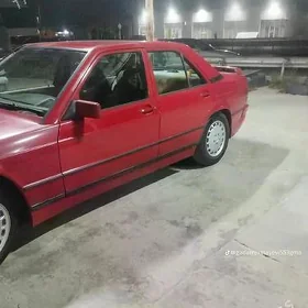 Mercedes-Benz 190E 1989