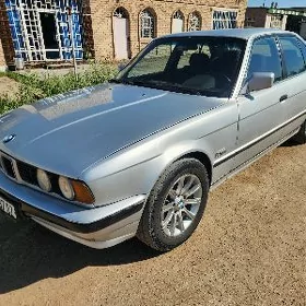 BMW 525 1992