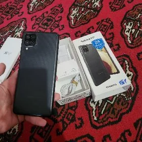 Samsung A12