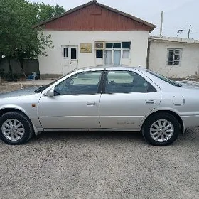 Toyota Camry 2001